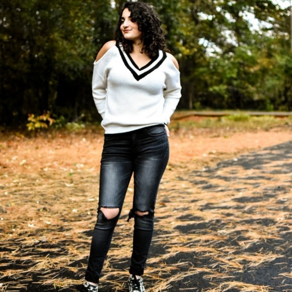 Varsity Vibes Striped V Neck Sweater (Off White) - Picture 5 of 8